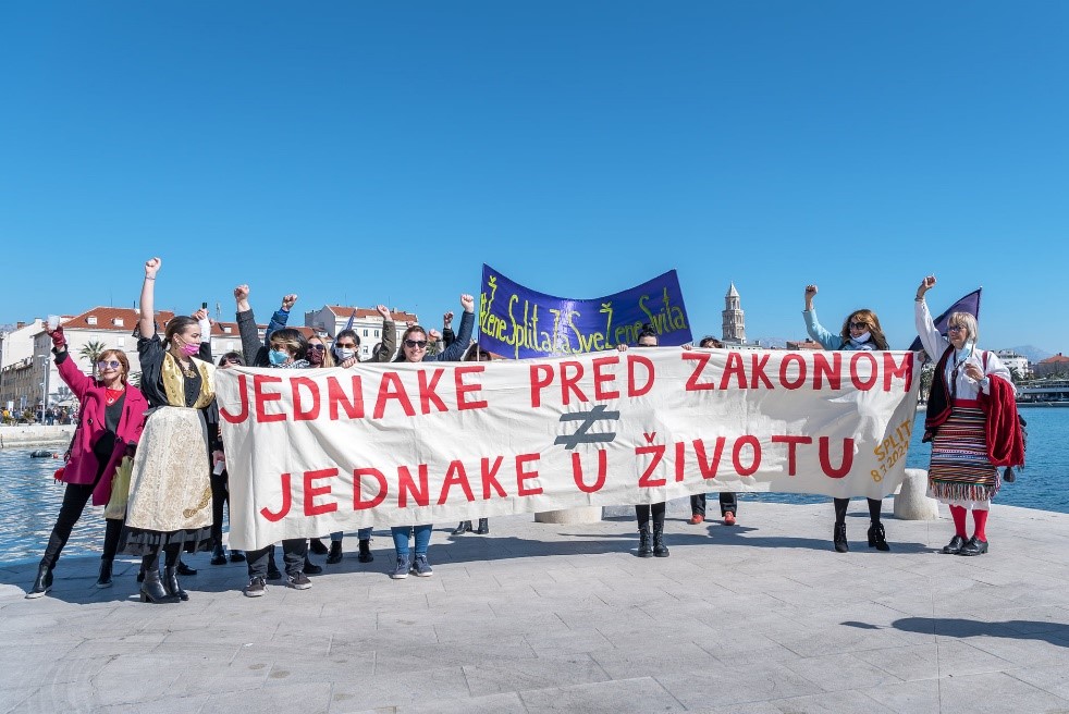 Zajednička slika u okviru  Mediteranskog ženskog festivala u Splitu